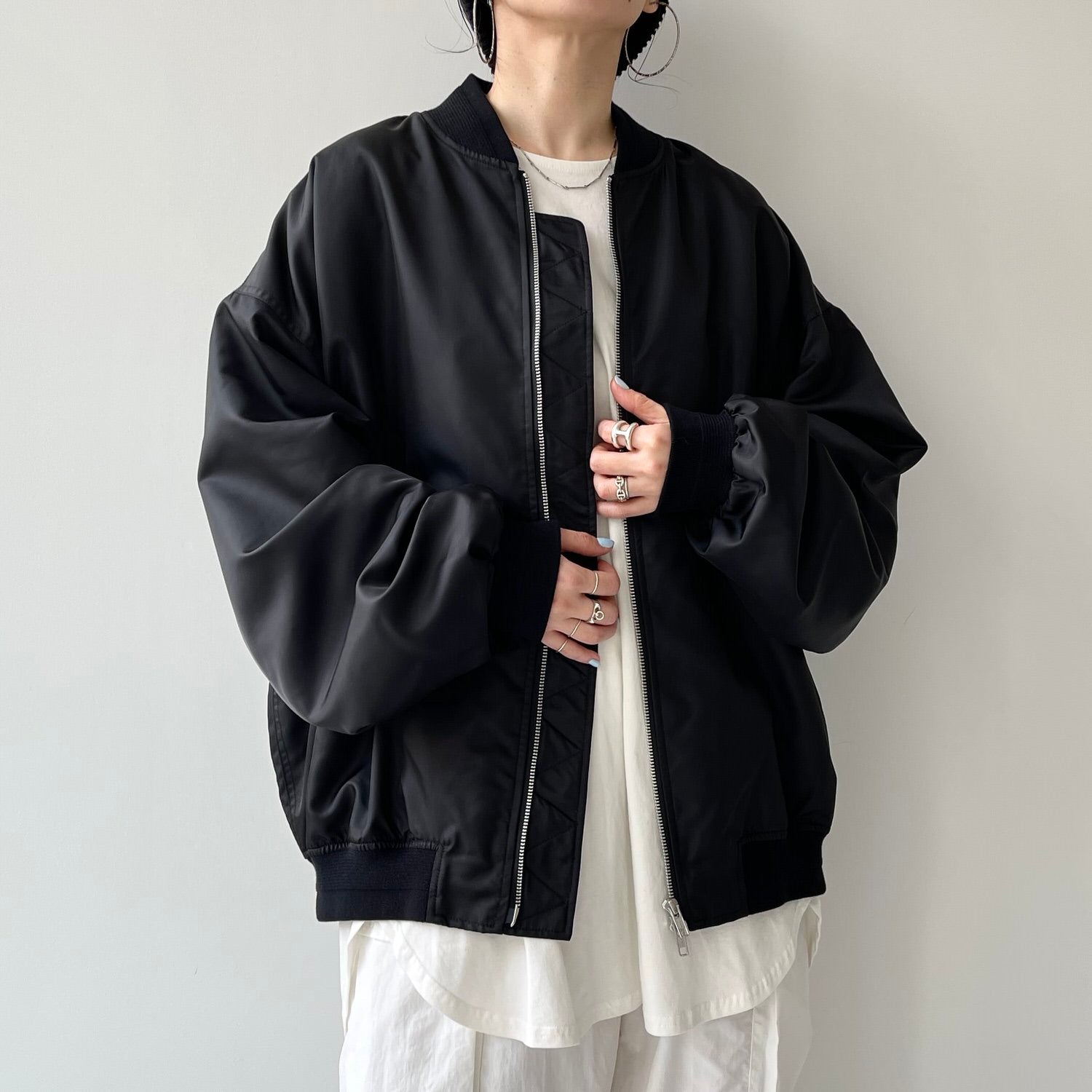 Perfect Silhouette Black Blouson Jacket for Women - gallery