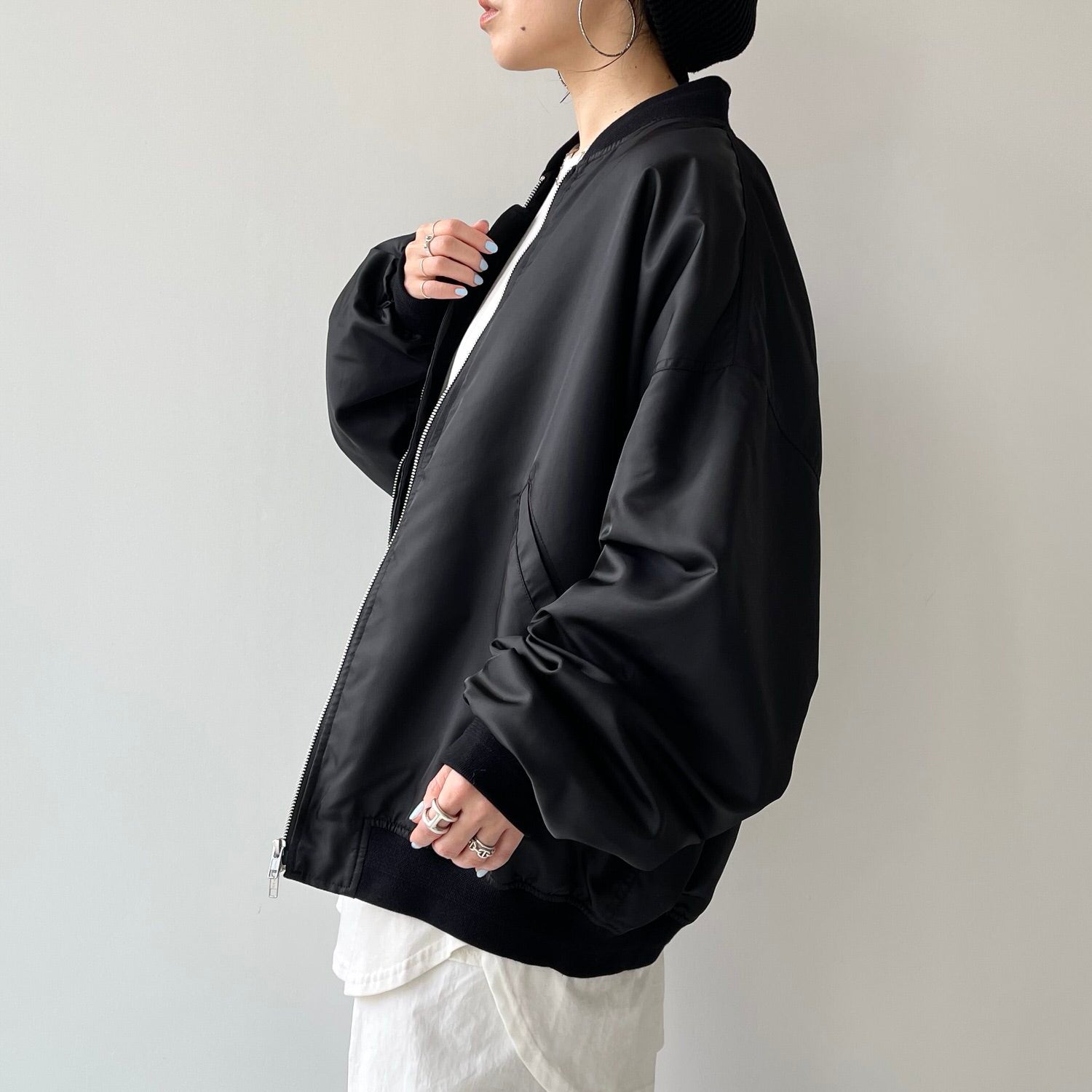 Perfect Silhouette Black Blouson Jacket for Women - gallery