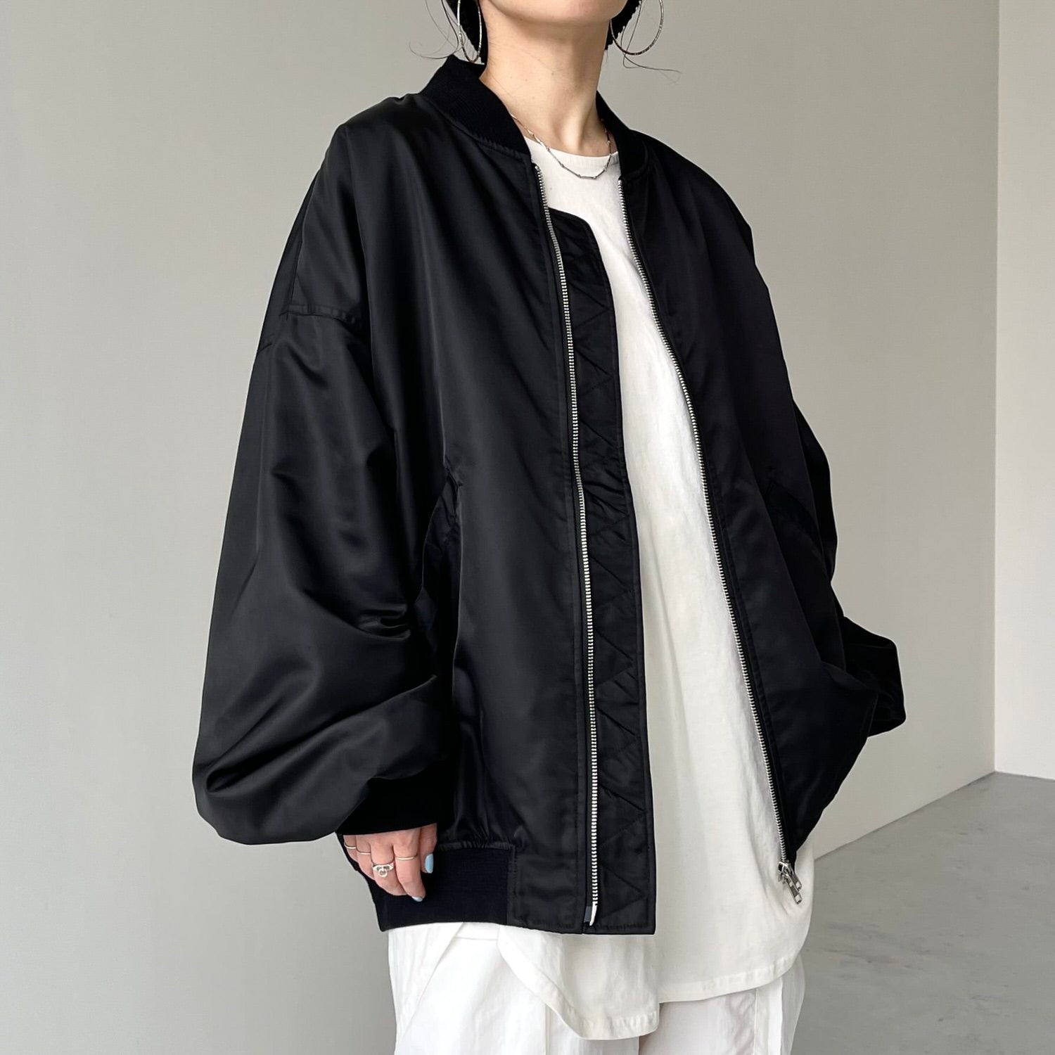 Perfect Silhouette Black Blouson Jacket for Women - gallery