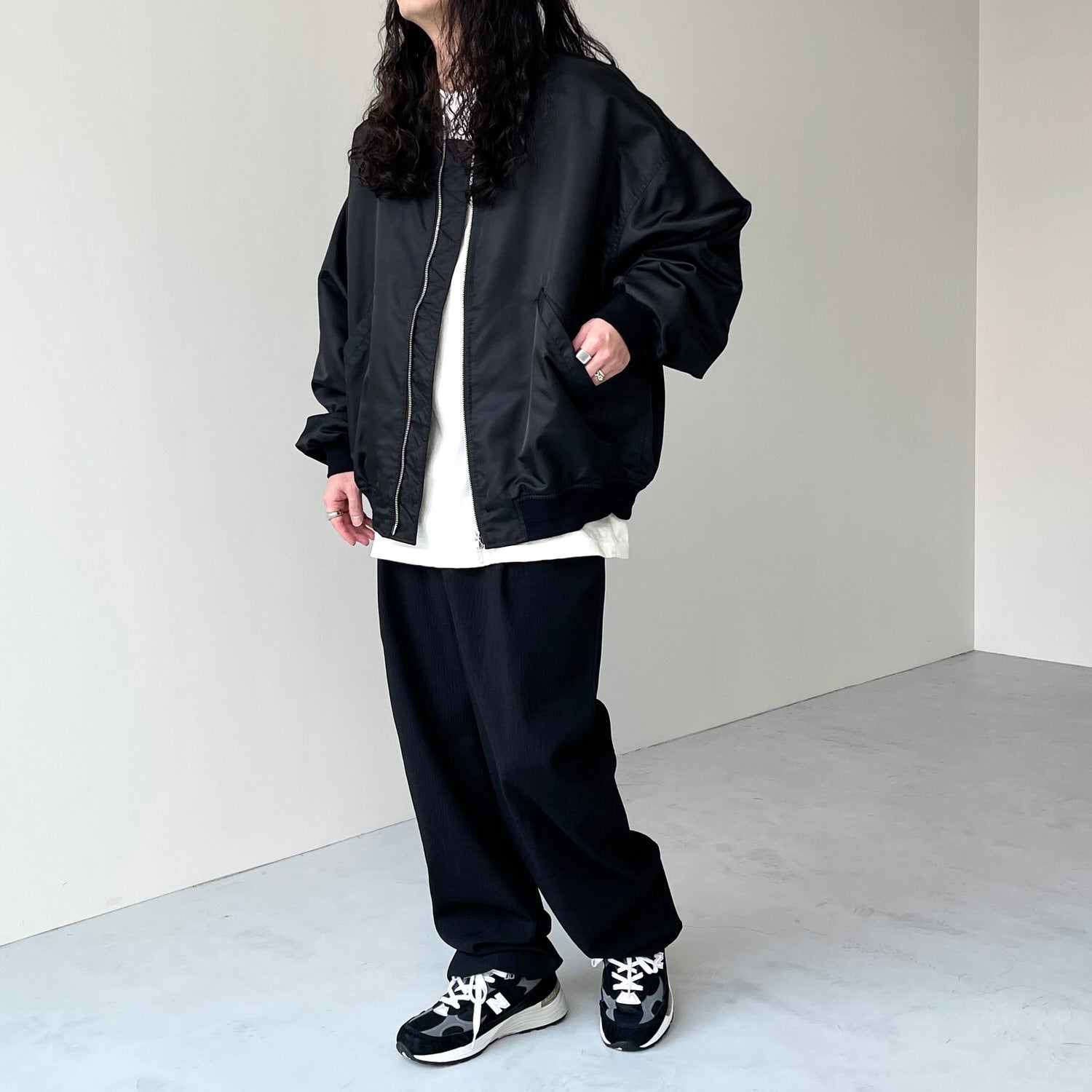Perfect Silhouette Black Blouson Jacket for Women - gallery