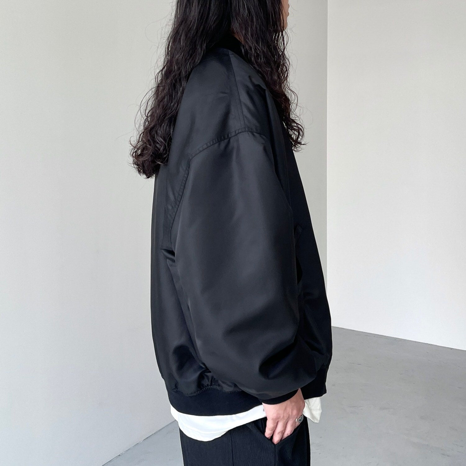 Perfect Silhouette Black Blouson Jacket for Women - gallery