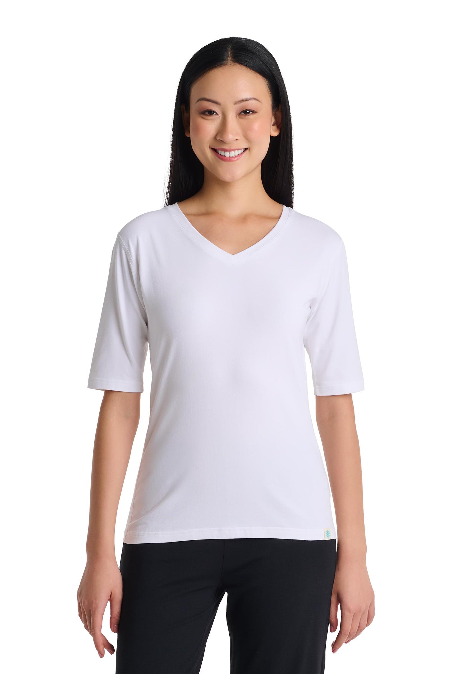 Women's Morada Fitted V-Neck Short Sleeve T-Shirt | White — gallery