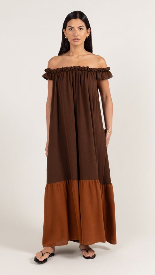 Alessia Bardot Contrast Dress in Cocoa and Caramel - gallery