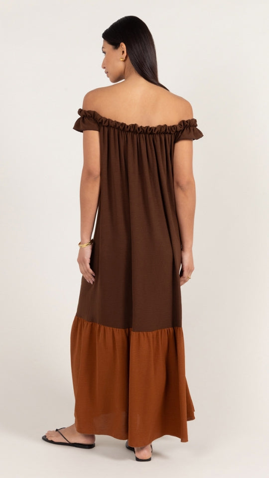 Alessia Bardot Contrast Dress in Cocoa and Caramel - gallery