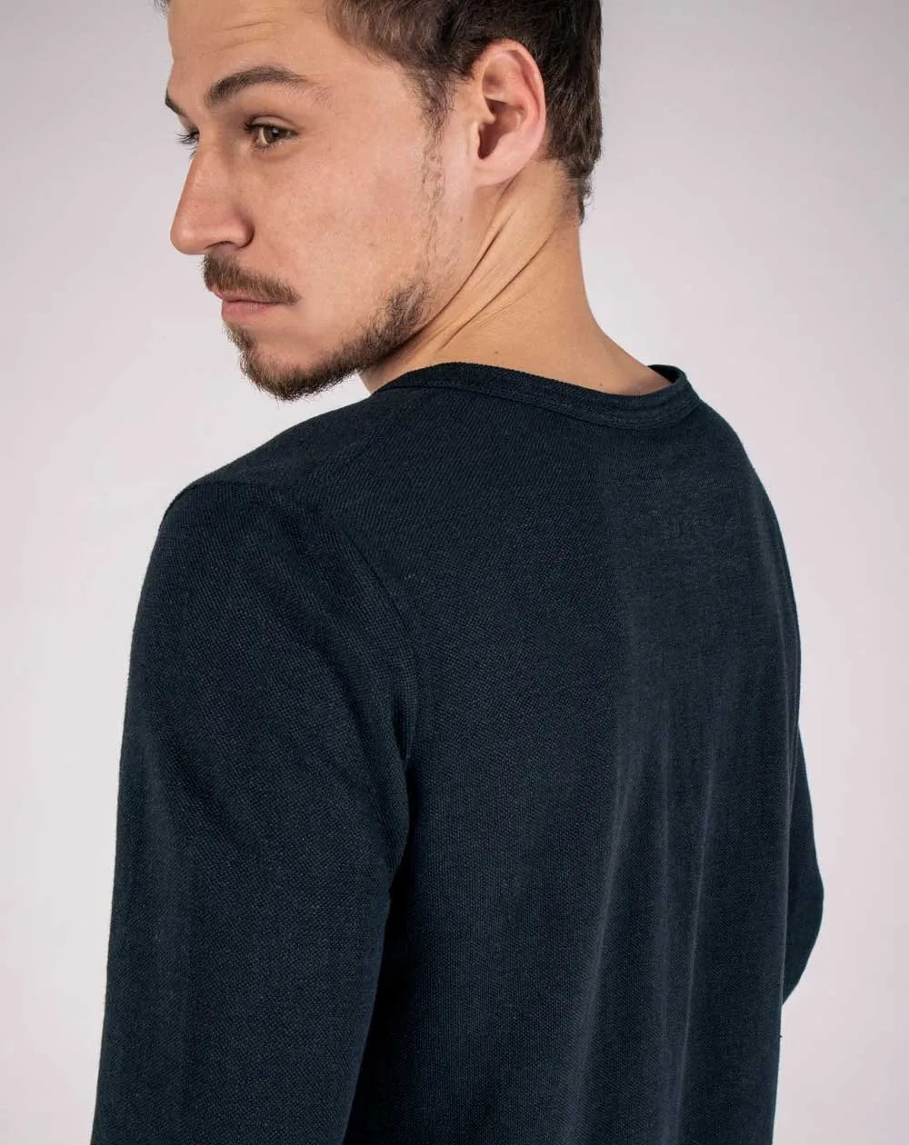 Zarro Black Long-Sleeve Pure Linen Polo Shirt for Men — gallery