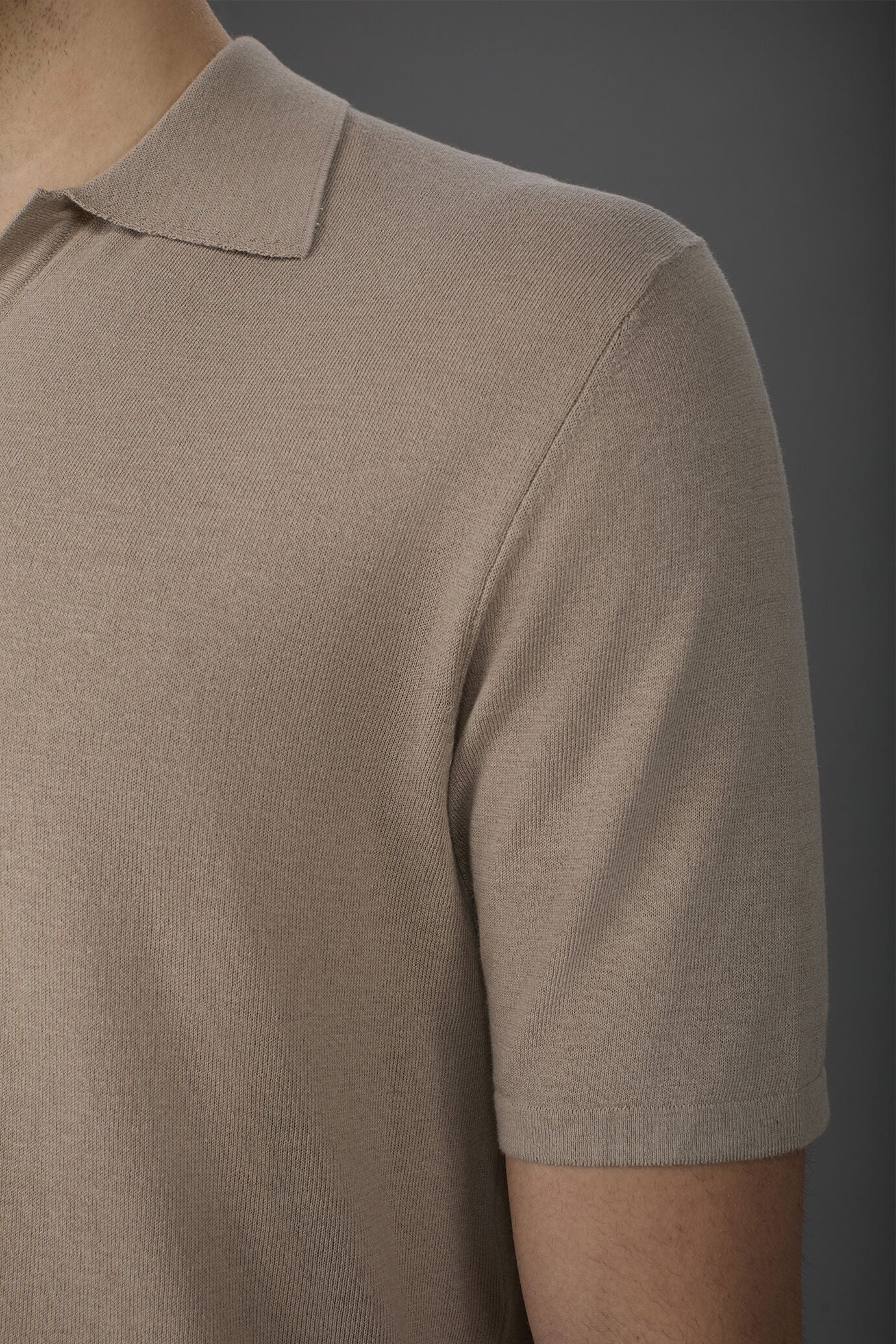 Cotton Crepe Derby Collar Polo Shirt for Men — gallery