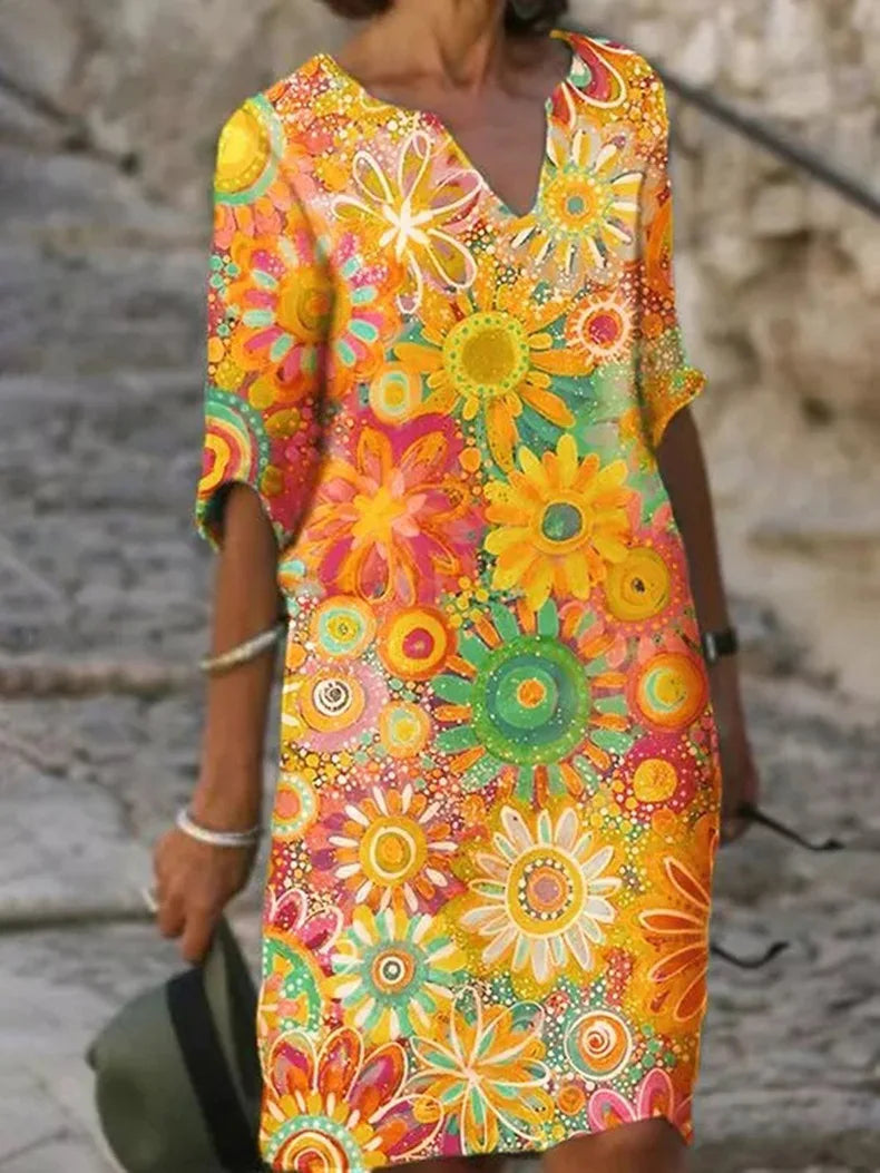 Eye-Catching Floral Dress - Comfortable Fit with a Vibrant Design