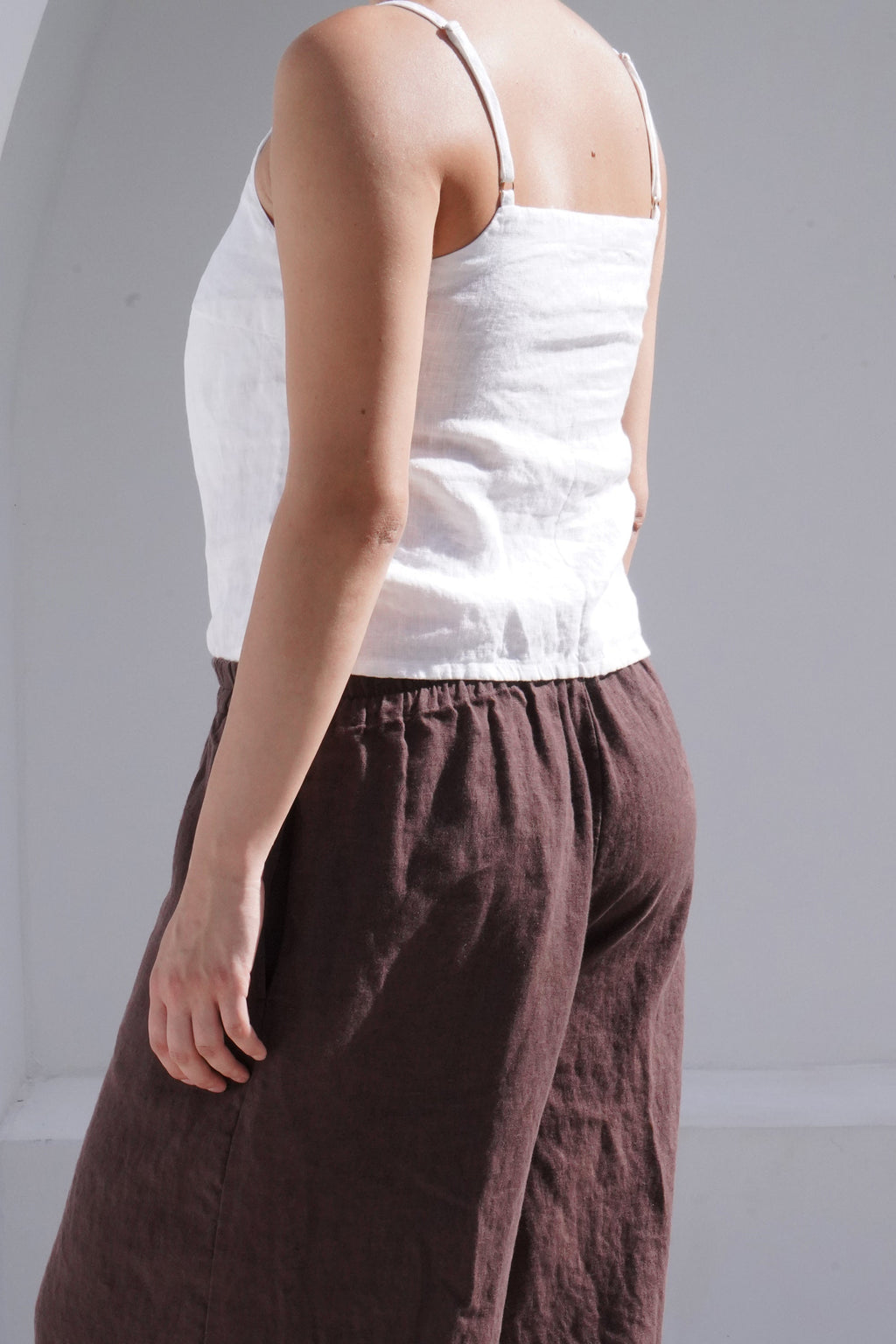 s Linen Camisole Top Camellia in White for Women - gallery