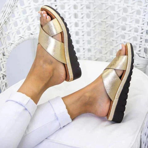 Kira - Comfortable Women's Slippers