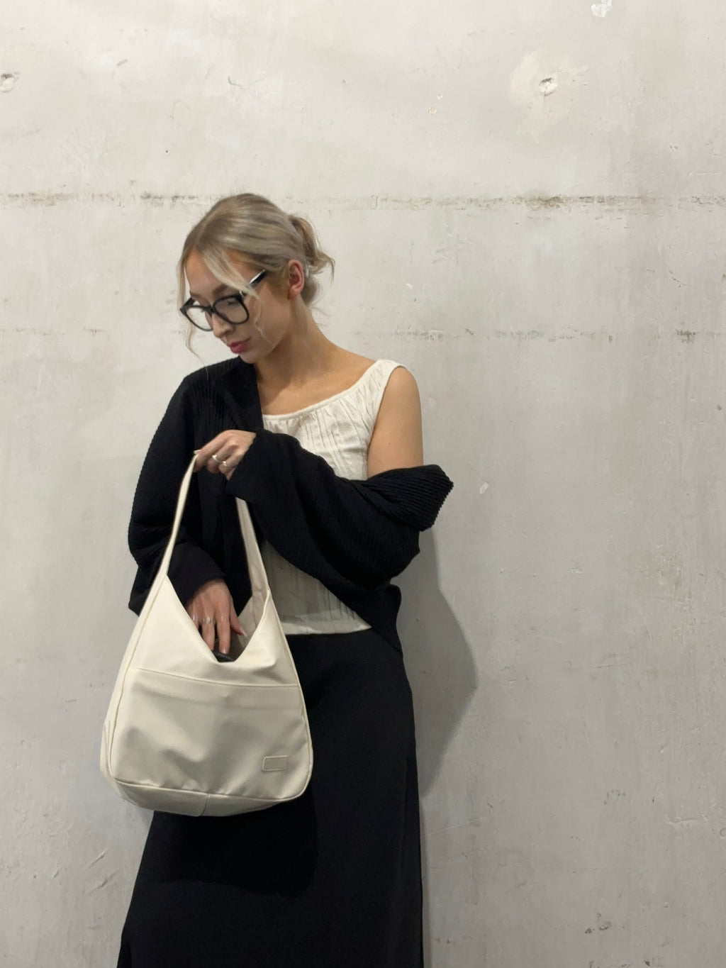 Rebecca - BB Bag with Zip Closure