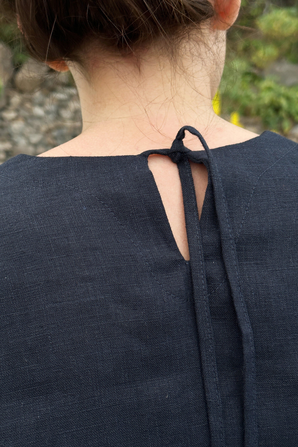 Linen Crop Blouse Olea in Dark Blue for Women - gallery