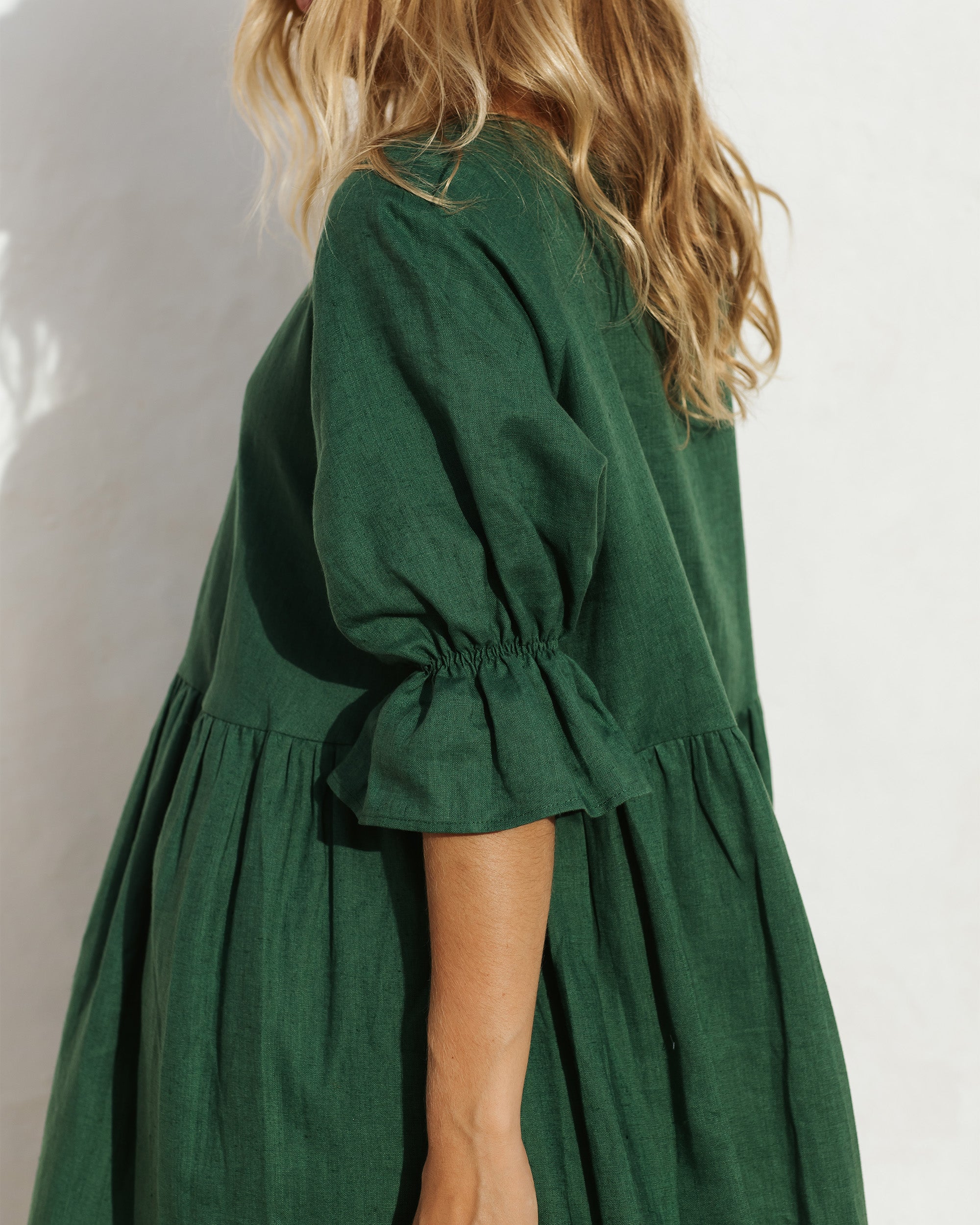 Voluminous Linen Dress Nerja in Green - gallery
