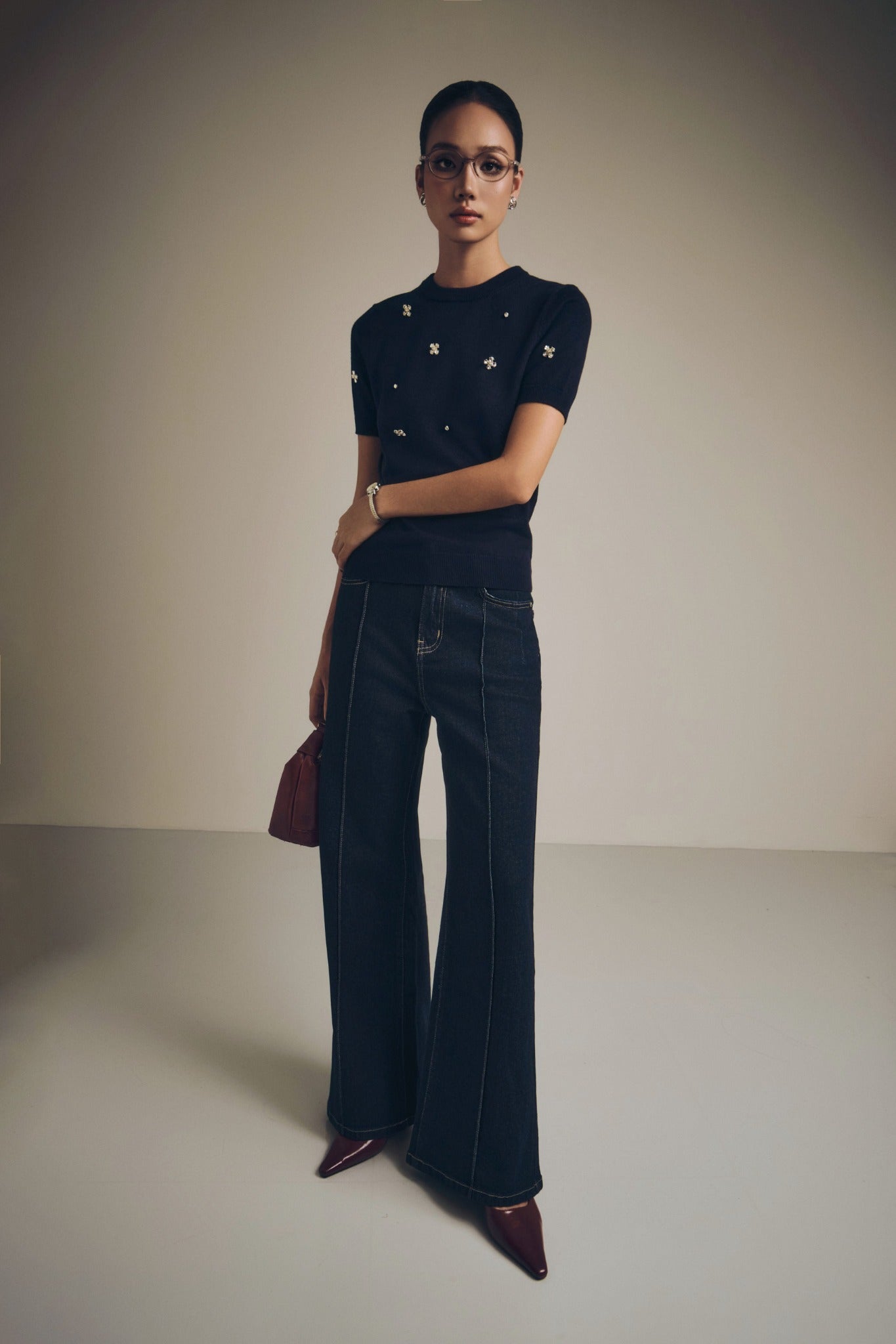 Straight-Leg Mainline Jeans for Women - gallery