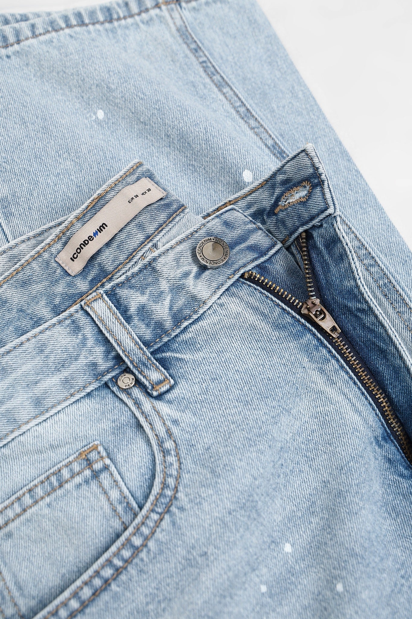 Straight-Leg Jeans for Men - gallery
