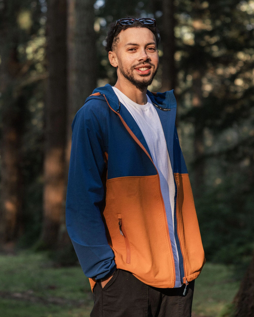 Miles Lightweight Softshell Jacket for Men - gallery