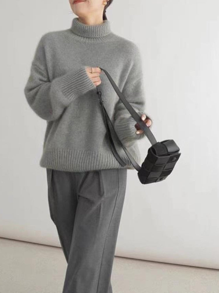 Stylish Women's Turtleneck Knit Sweater