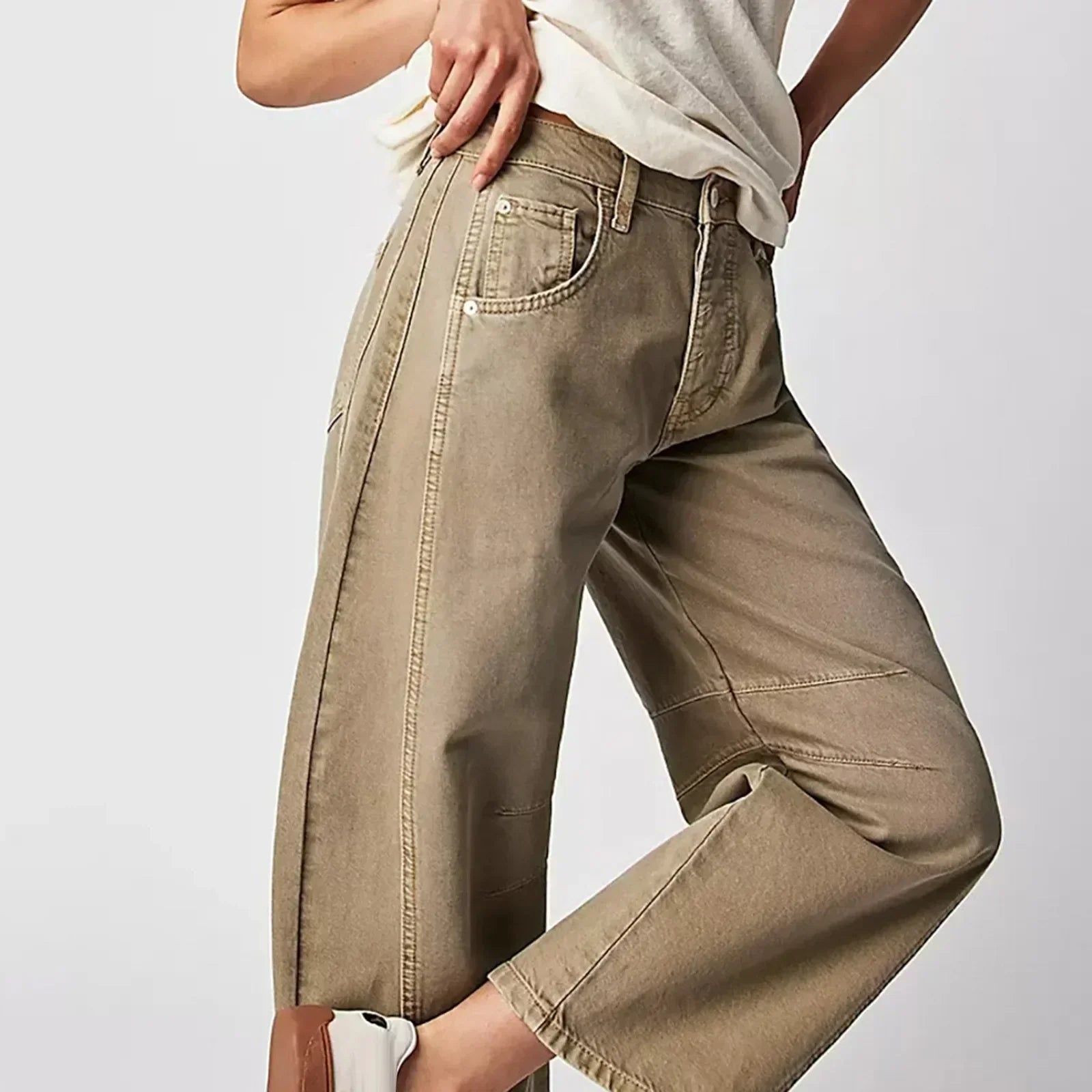Deloise - Women's Relaxed Fit Wide-Leg Jeans