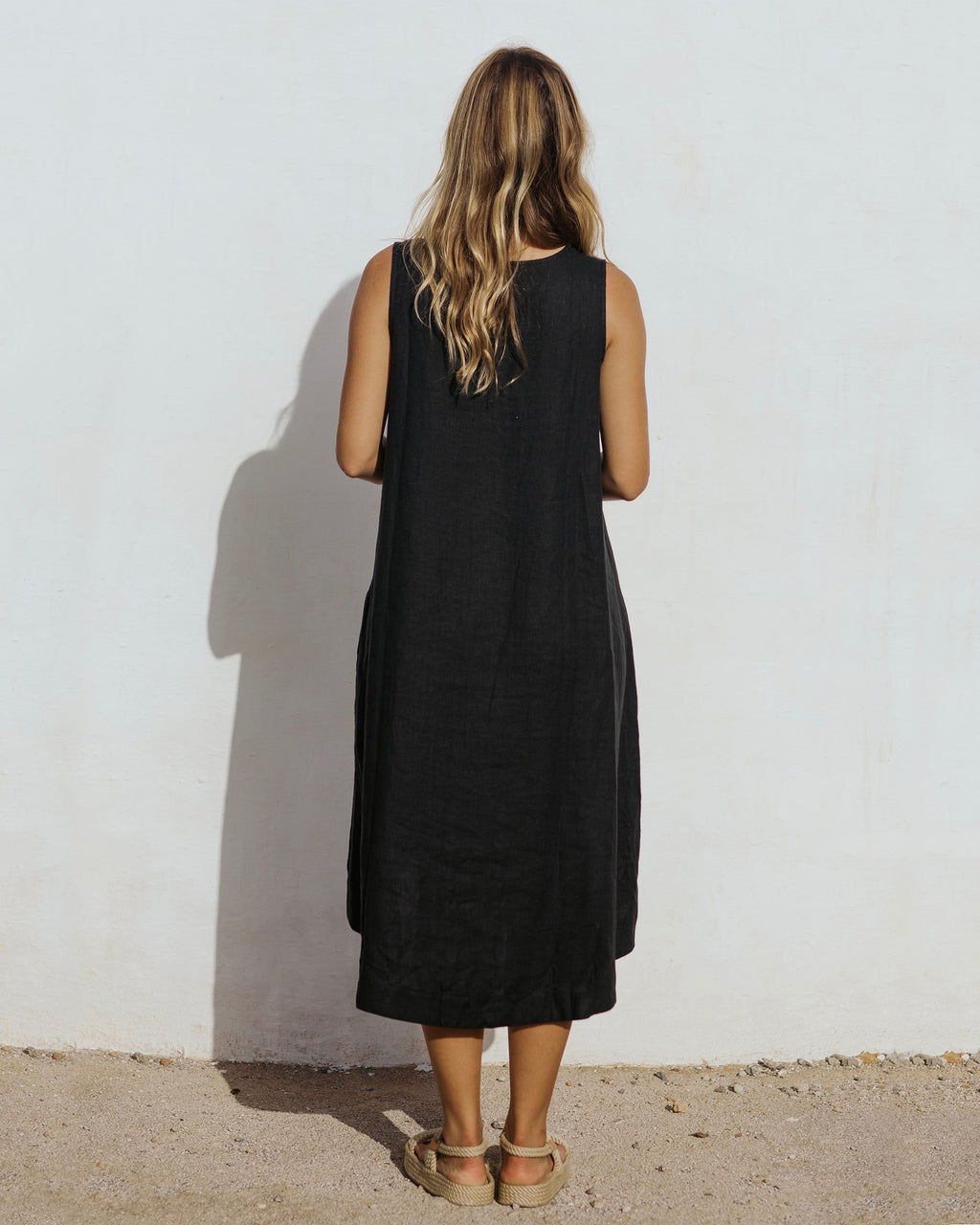 Royal Toscana Linen Dress in Black - gallery
