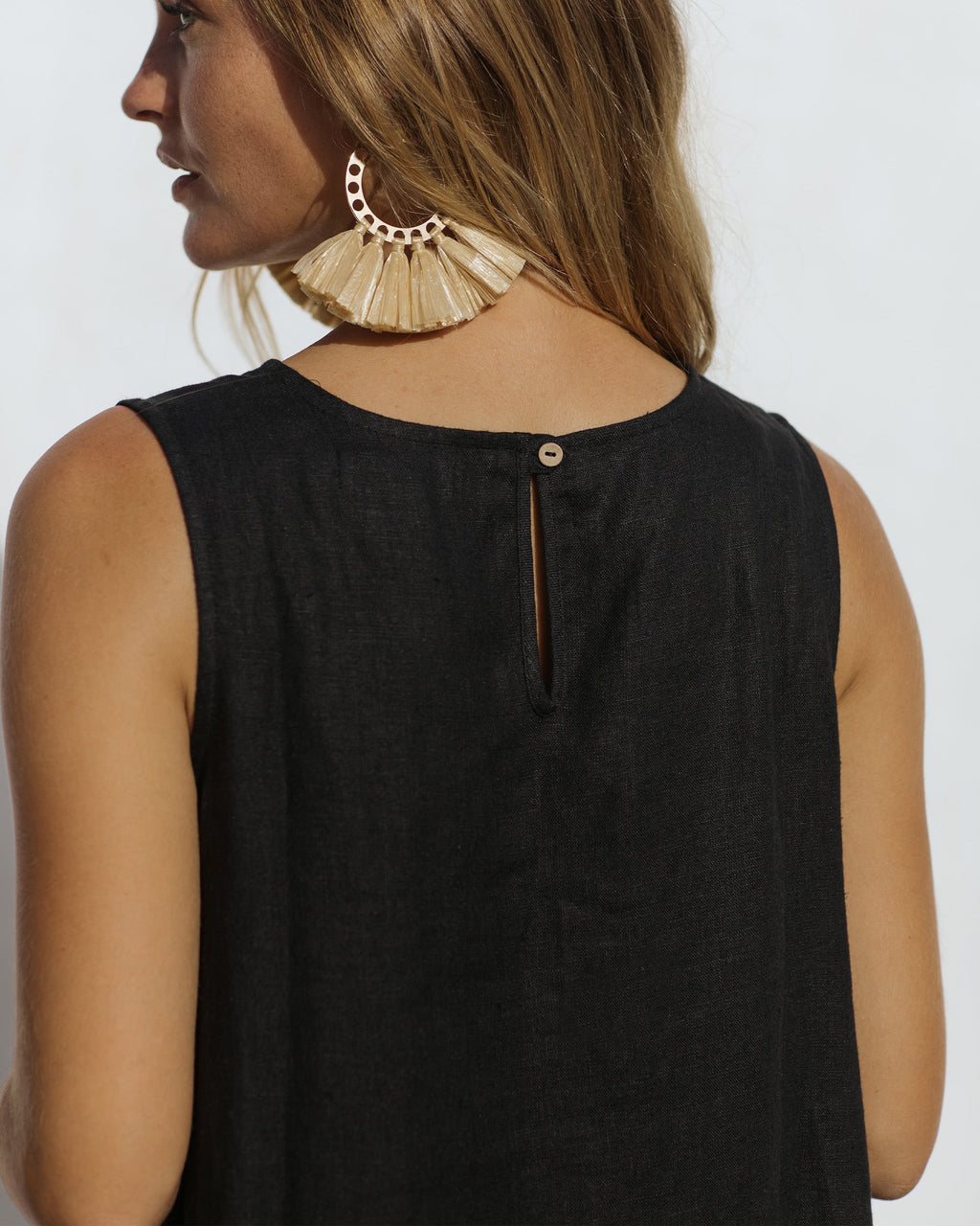 Royal Toscana Linen Dress in Black - gallery