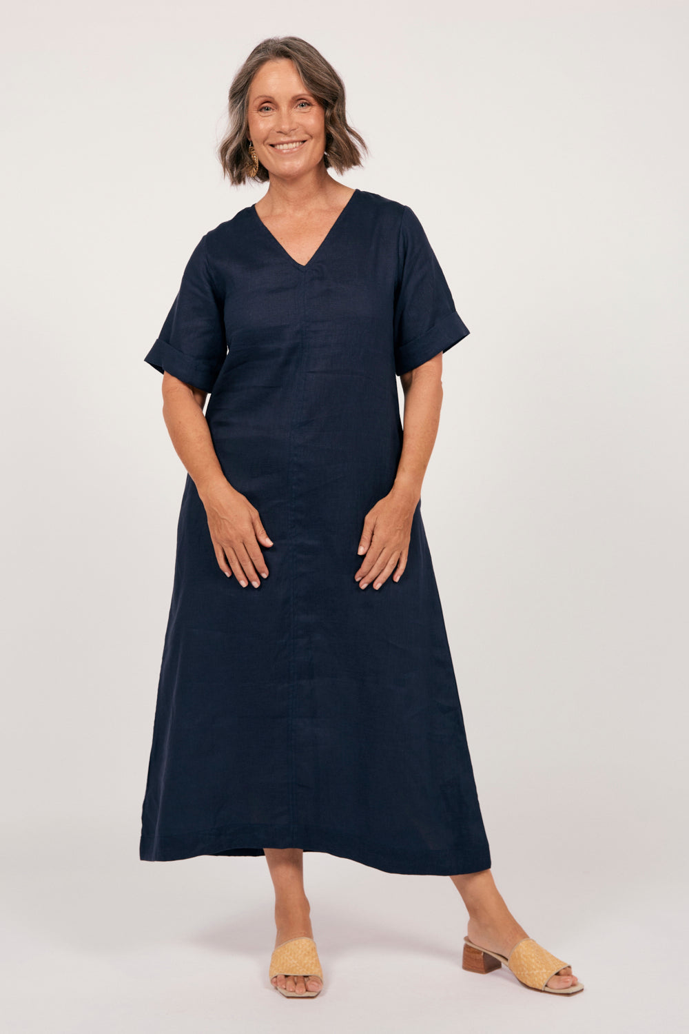 Tamara Linen V-Neck Dress in Navy — gallery