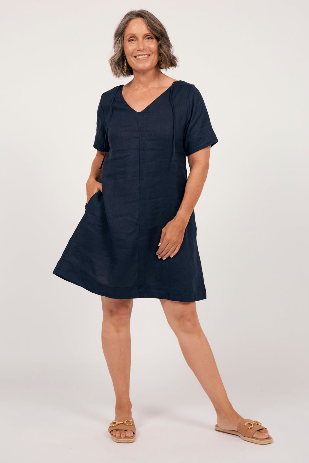 Tilly Linen Two-Way Tunic Dress in Navy — gallery