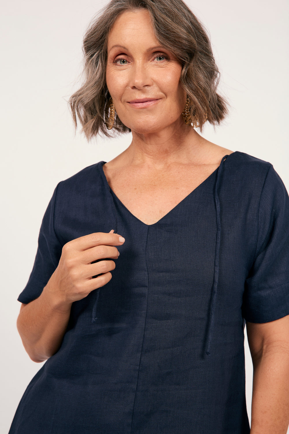 Tilly Linen Two-Way Tunic Dress in Navy — gallery