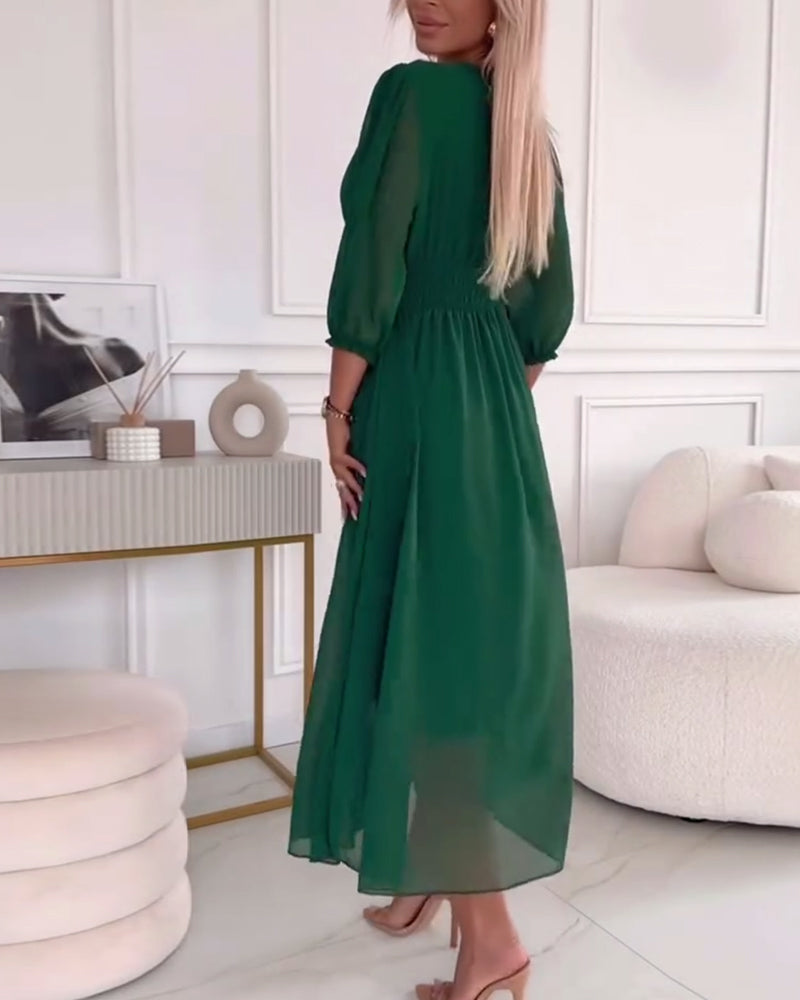 Solid Color Dress with Heart-Shaped Neckline