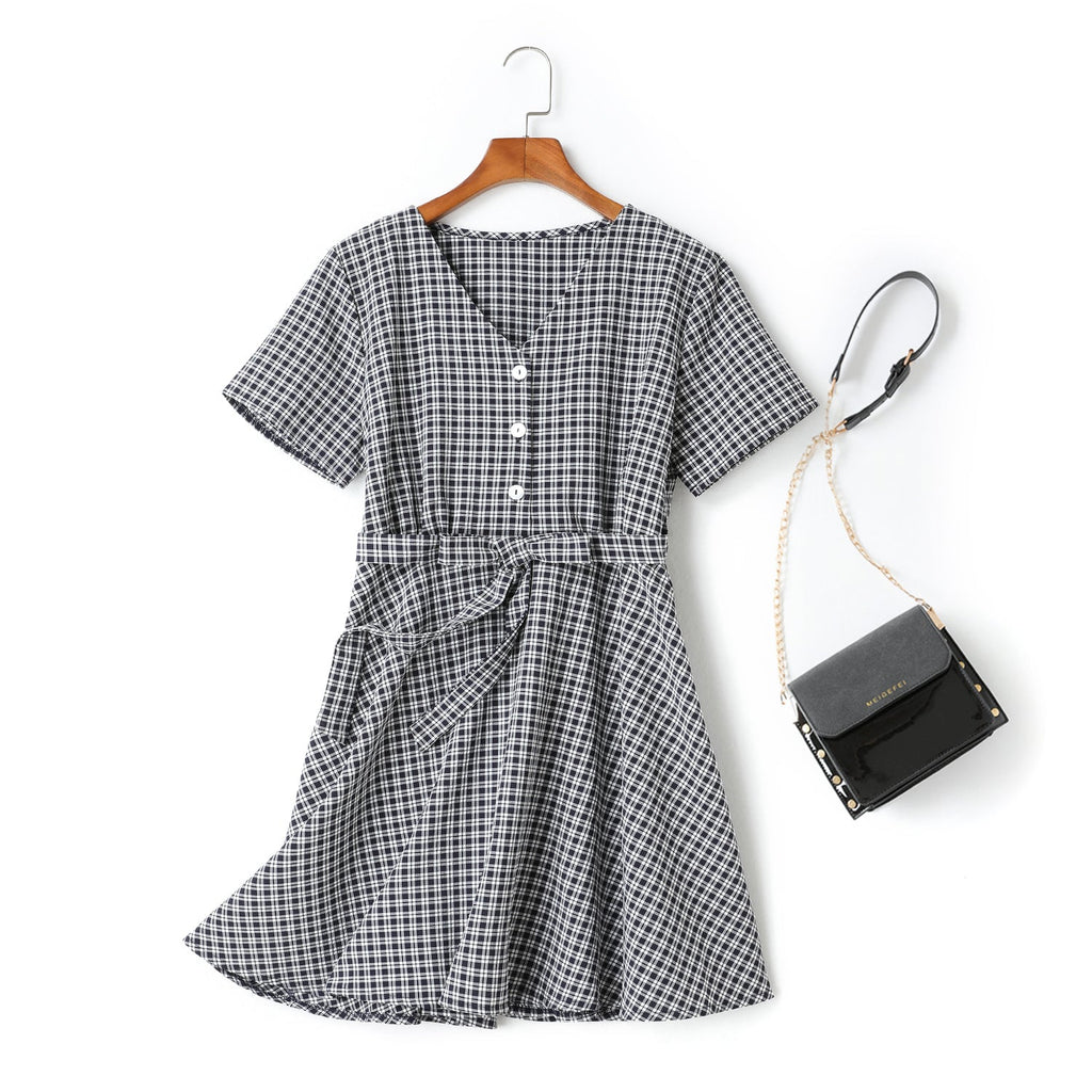 Claire Plus Size Checks Print V Neck Buttons Waist Bow Tie Swing Short S...