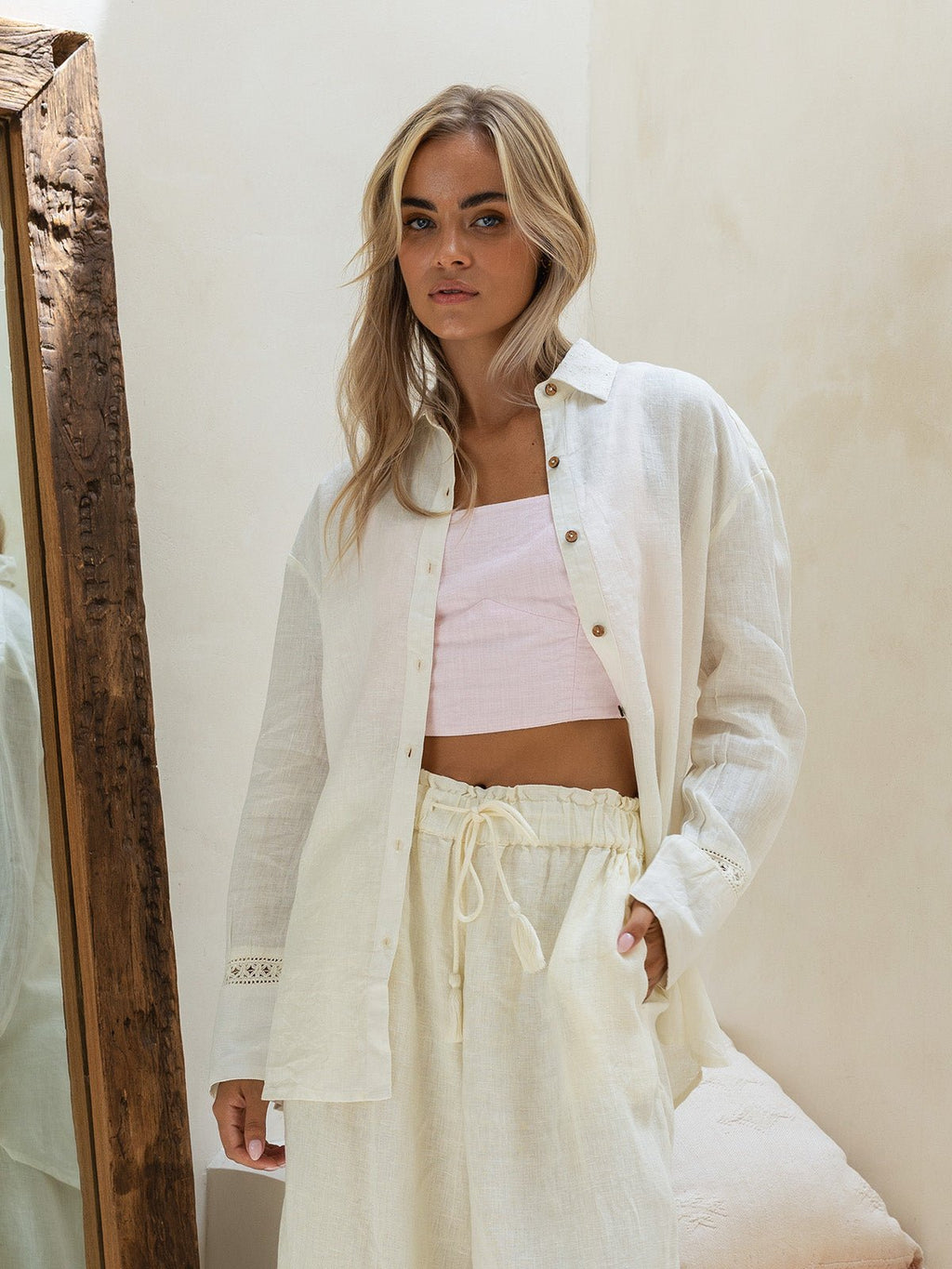 Oversized Linen Shirt for Women — Embroidered Collar and Lace Cuffs