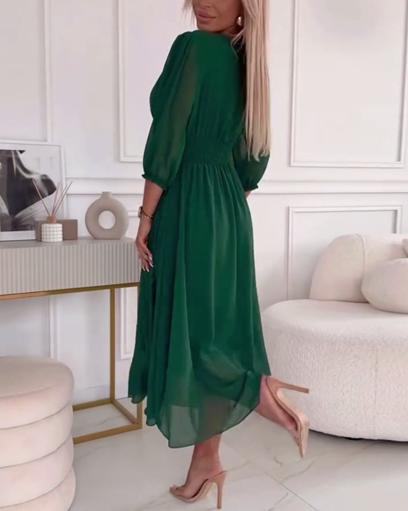 Solid Color Dress with Heart-Shaped Neckline