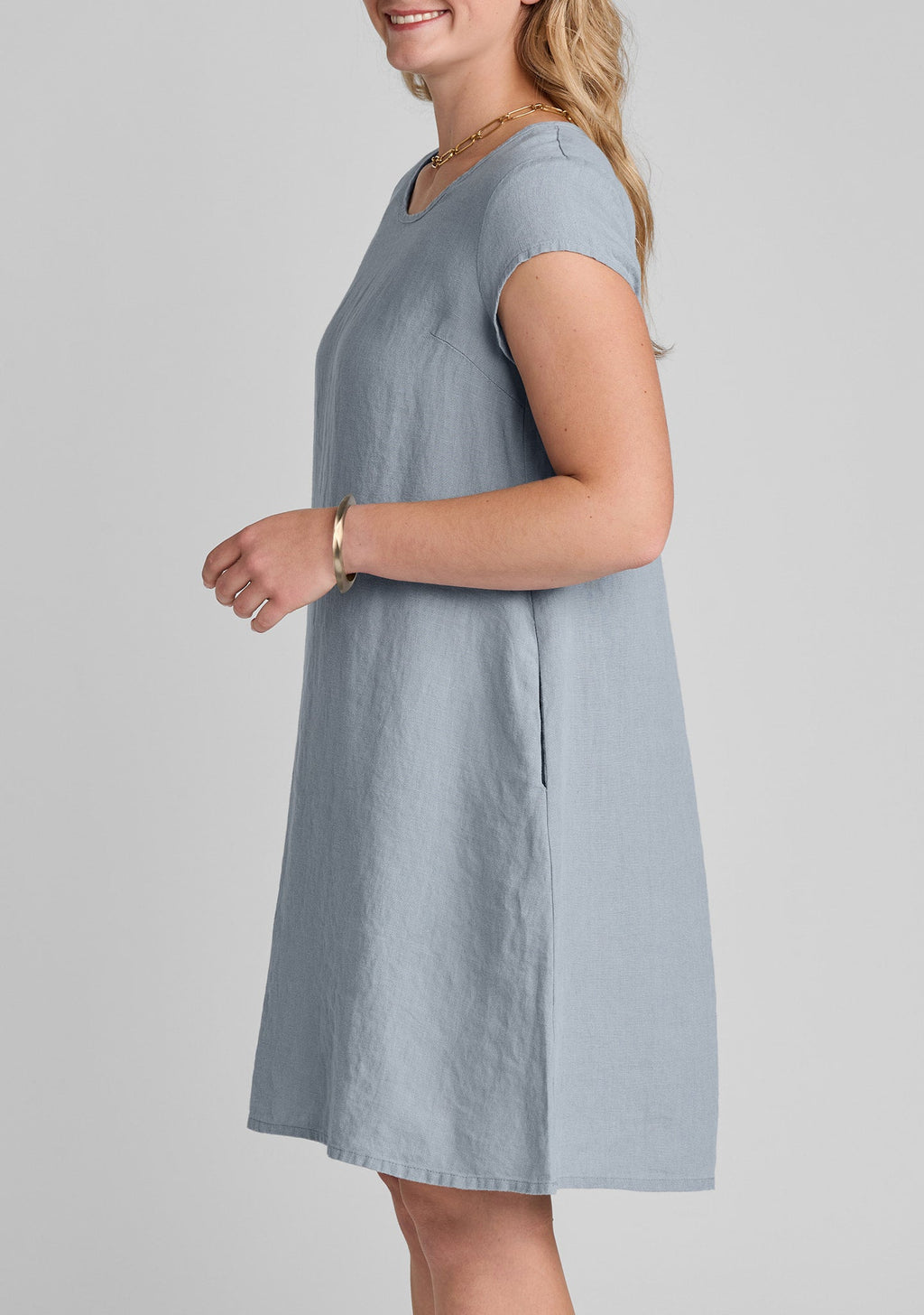 Pleat Back Scoop-Neck Linen Dress for Women - gallery