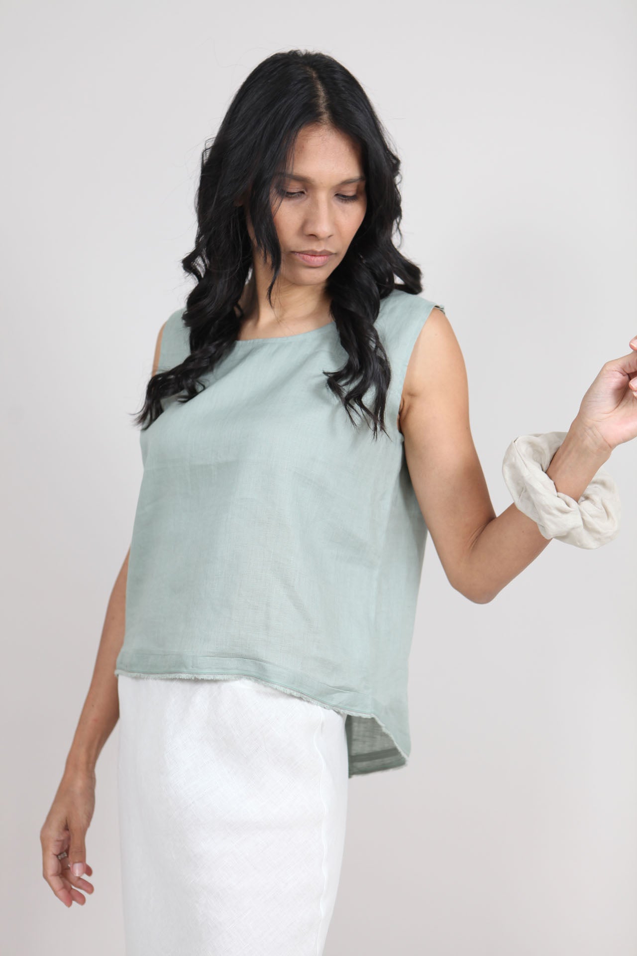 Aimie Linen Top | Linen Back Detail Top — gallery