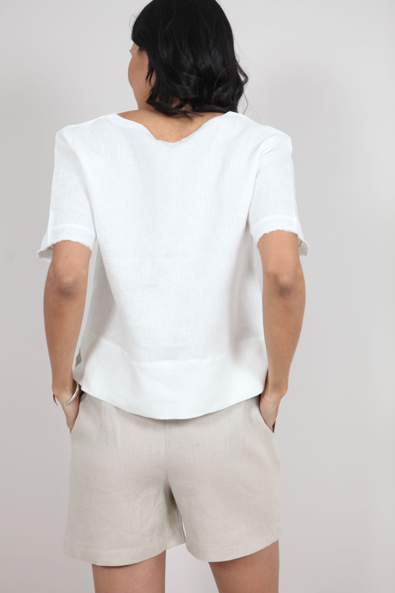 Sallie Linen Top | V-Neck Top — gallery