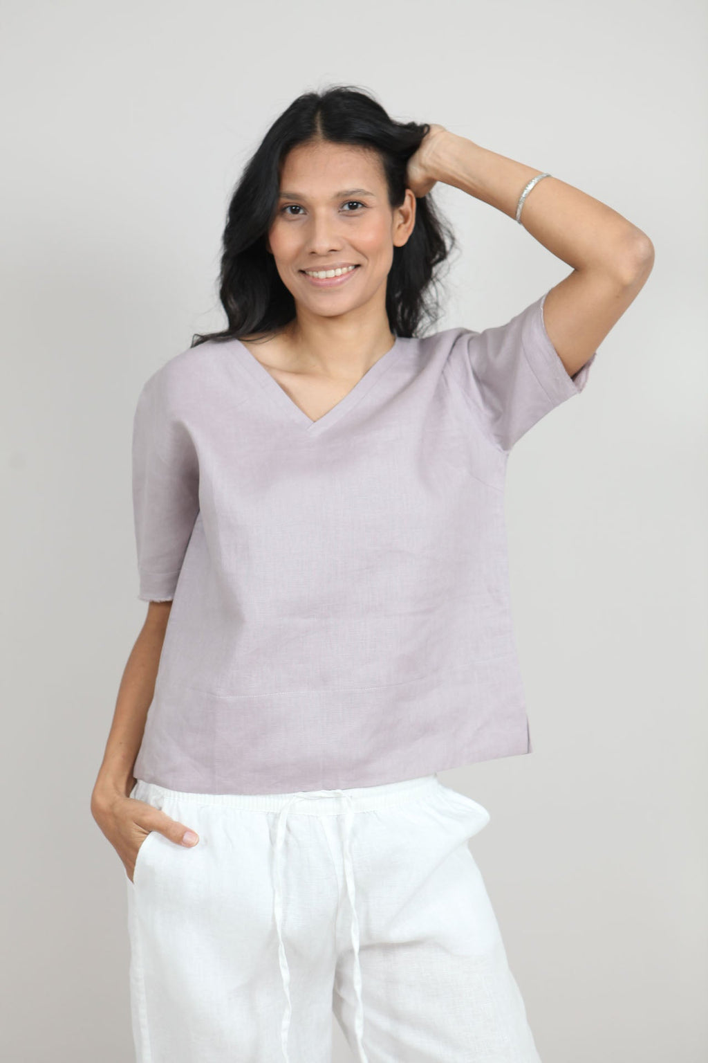 Sallie Linen Top | V-Neck Top — gallery