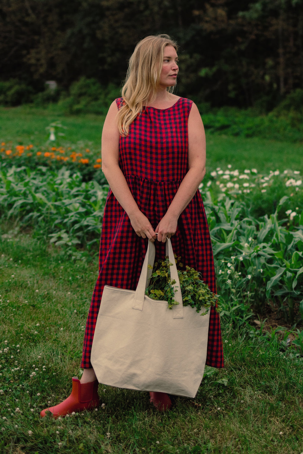 Luna Sleeveless Dress - gallery